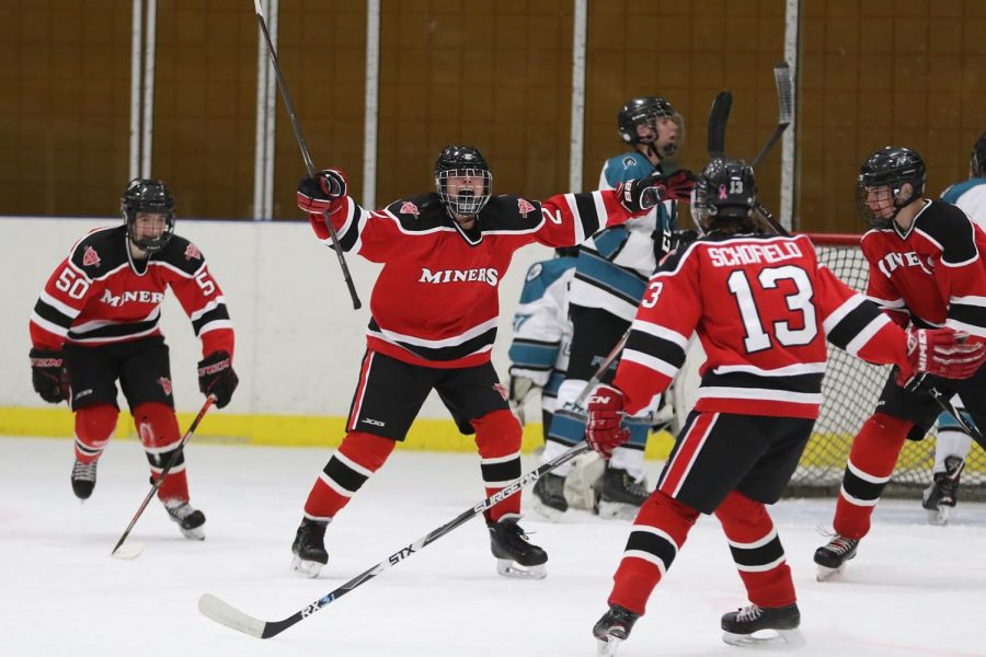 Park City Hockey Digs Up Achievement from the Past